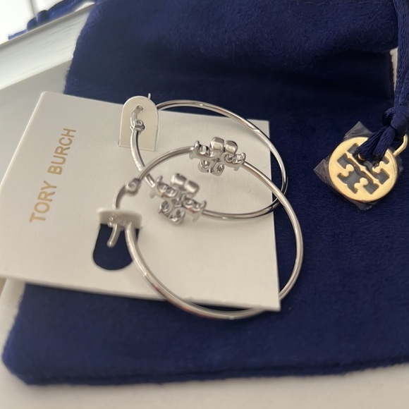 Tory  Burch Eleanor Hoop Silver - Picture 13 of 15